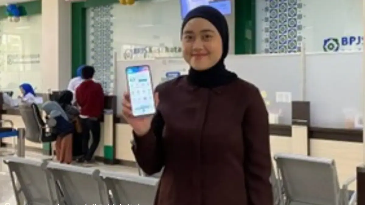 Lu’lu’il Fajriah atau akrab disapa Jiah, seorang mahasiswi berusia 21 tahun asal Indramayu yang sudah merasak