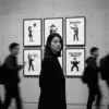 Cara Membuat Foto Candid Hitam Putih ala Art Gallery di Gemini AI yang Gampang