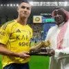 Cristiano Ronaldo terima penghargaan Golden Boot Rohn Saudi League 2024/2025.