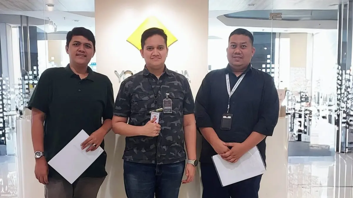 Xooply by MetraNet Dipercaya Perusahaan asal Jepang dalam Layanan B2B E-commerce (kiri ke kanan) Account Manager Xooply by Metranet Tomi Putra Dwi Jans, Implementation Officer Xooply Metranet