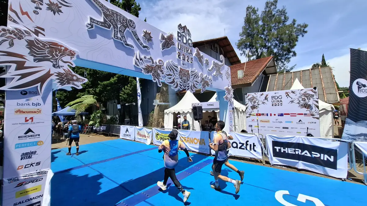 Pelari dari Berbagai Penjuru Bersatu dalam BDG100 Ultra, EIGER Hadirkan Uji Coba Trail-Running Langkah Tangguh di Pegunungan Bandung, EIGER Menyatu dengan Semangat BDG100 Ultra