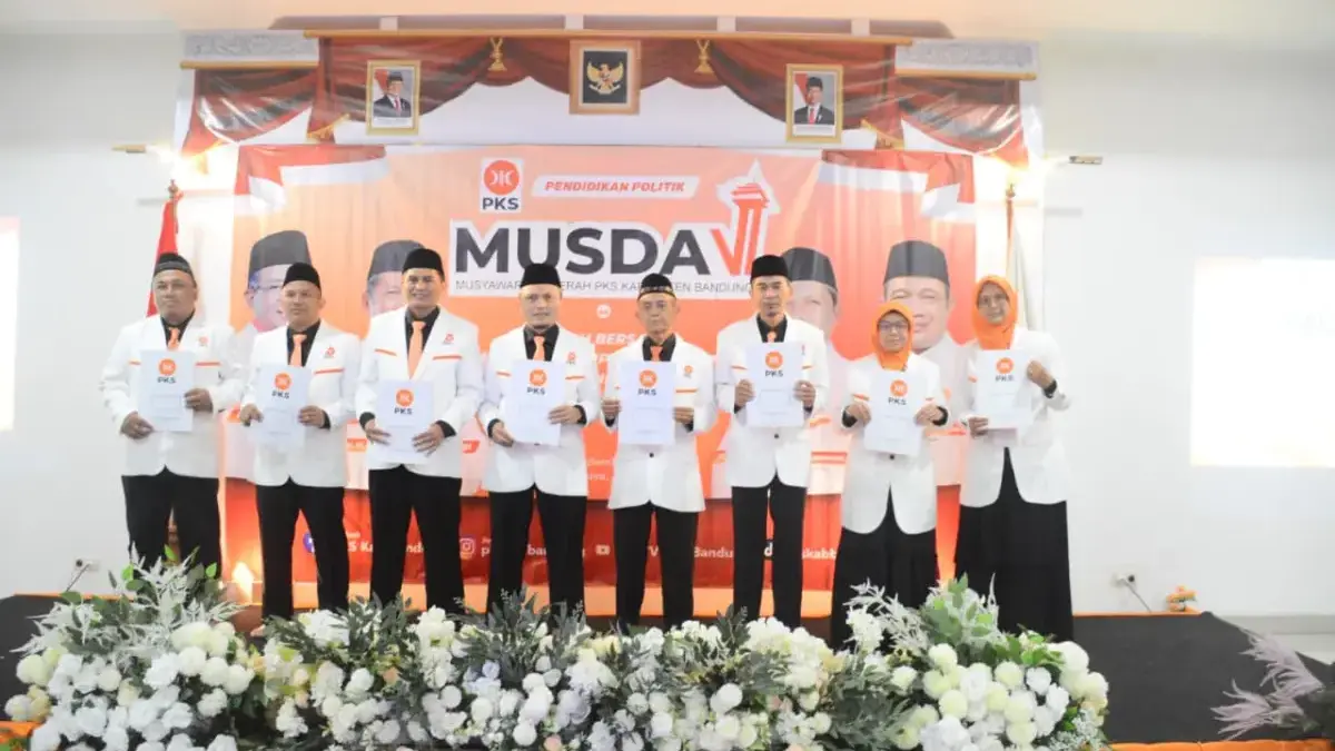 Suksesi Mulus Khas PKS Suksesi Mulus Khas PKS