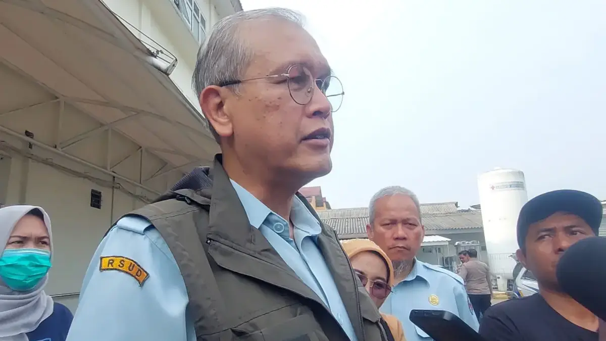 Update Korban Reruntuhan Majelis Taklim As-Shobiyah Ciomas: 4 Meninggal, 12 Masih Dirawat Update Korban Reruntuhan Majelis Taklim As-Shobiyah Ciomas: 4 Meninggal, 12 Masih Dirawat