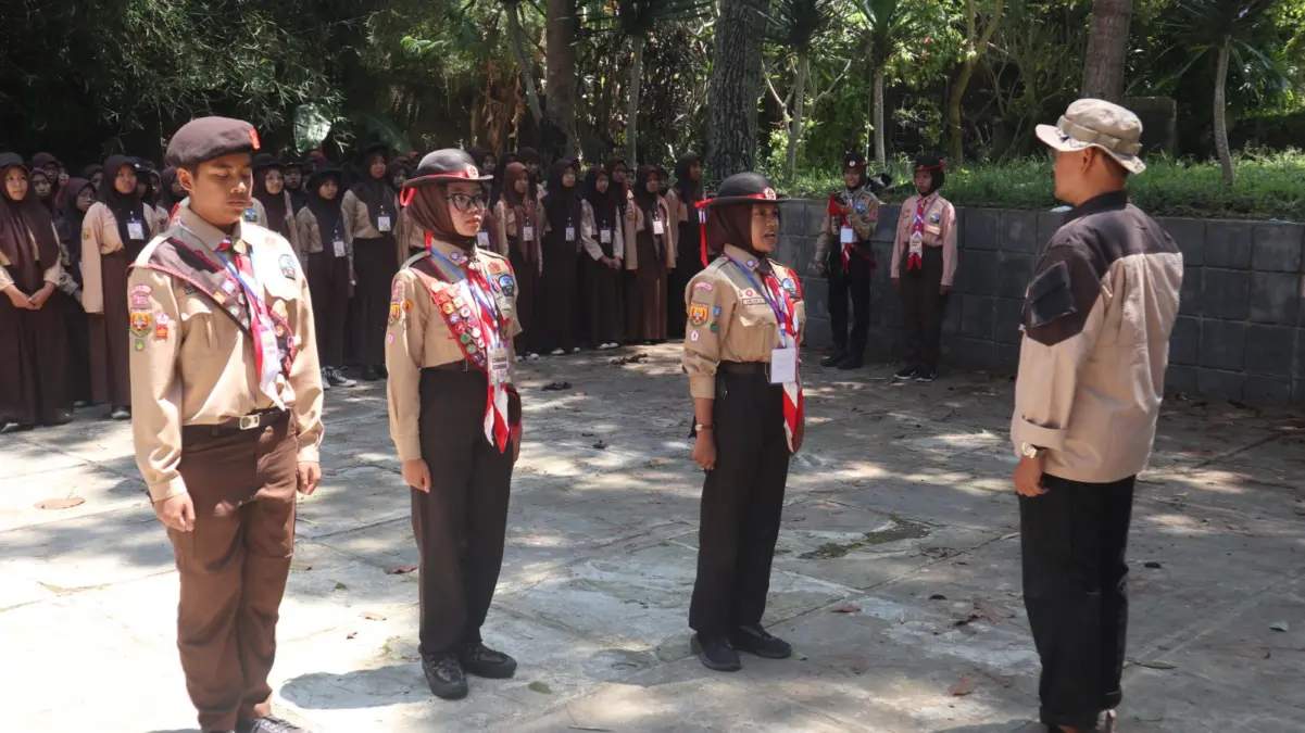 Dari Hafal UUD hingga Juara Nasional, Pramuka MTsN Cimahi Jadi Pilar Pendidikan Karakter