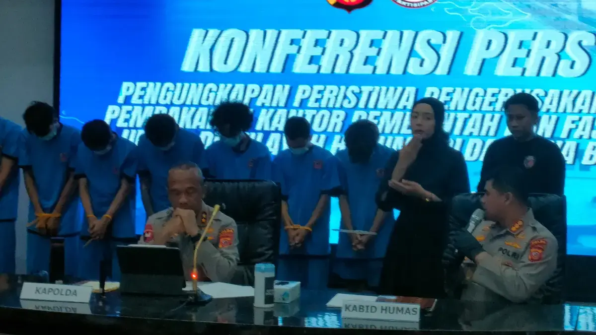 Pengungkapan pelaku anarkis saat unjuk rasa beberapa waktu lalu oleh Polda Jabar. Selasa (16/9).