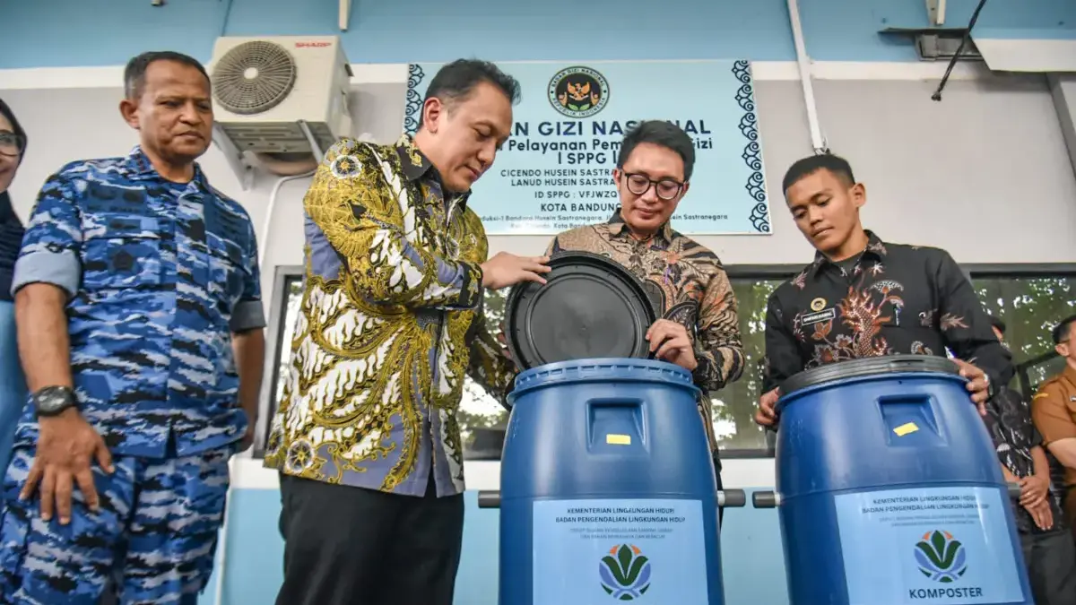 Pengelolaan Limbah Dapur SPPG di Lanud Husein Sastranegara Ditinjau Wamen LH Pengelolaan Limbah Dapur SPPG di Lanud Husein Sastranegara Ditinjau Wamen LH