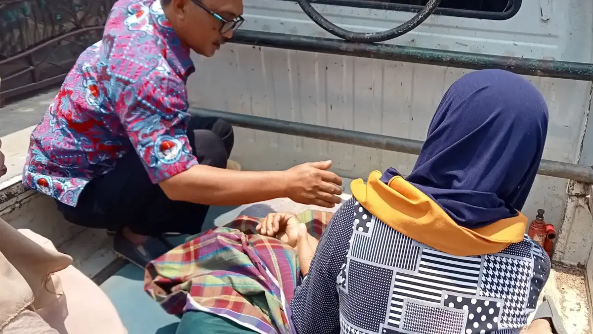 Pinjam Ambulans Ditolak Puskesmas Banjar II, Pasien Darurat Dilarikan Pakai Mobil Bak Terbuka