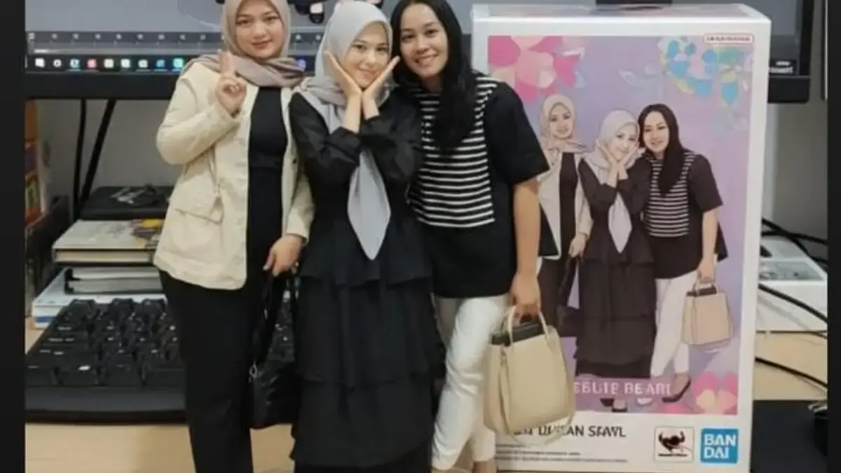 Ini Dia 5 Prompt Gemini AI Miniatur Lengkap dengan Cara Buat Foto Miniatur Viral Ini Dia 5 Prompt Gemini AI Miniatur Lengkap dengan Cara Buat Foto Miniatur Viral