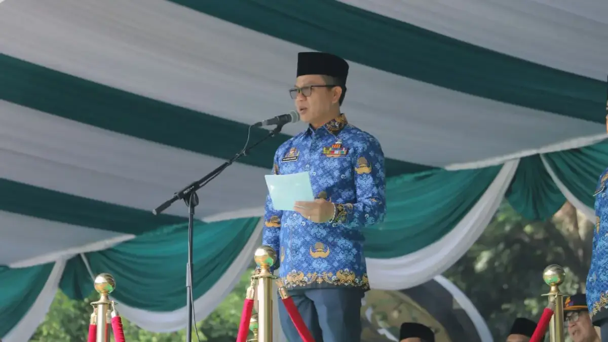 Kata-kata Harapan Bupati Bandung pada Peringatan Hari Olahraga dan Hari Perhubungan Nasional Bupati Bandung Dadang Supriatna.