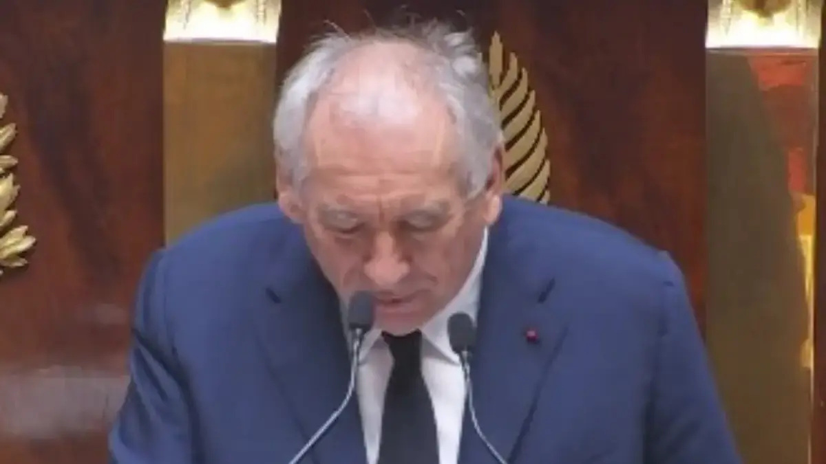PM Prancis Francois Bayrou Mundur Usai Kalah Mosi Percaya di Parlemen