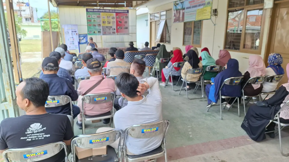 Pilot Project Pilah Sampah di Kab. Bandung: Anak Muda Jadi Motor Penggerak Perubahan Lingkungan Pilot Project Pilah Sampah di Kab. Bandung: Anak Muda Jadi Motor Penggerak Perubahan Lingkungan
