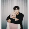 5 Prompt Foto Polaroid Bareng Idol yang Lagi Viral di Sosmed