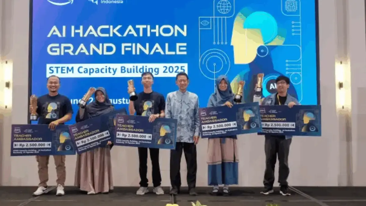 Sebanyak 5.100 siswa serta 40 guru dari 40 SMA/SMK di Jawa Barat mendapatkan pelatihan keterampilan Artificial