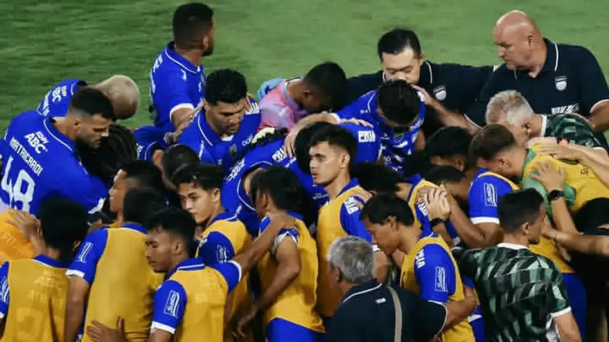 Lama 'Menghilang', Sosok Ini Kembali Gabung Persib Bandung, Menambah Kekuatan Pasukan Bojan Hodak Rekap Transfer Pemain Persib Bandung di Agustus 2025, Tercatat Ada 4 yang Masuk dan 4 yang Keluar