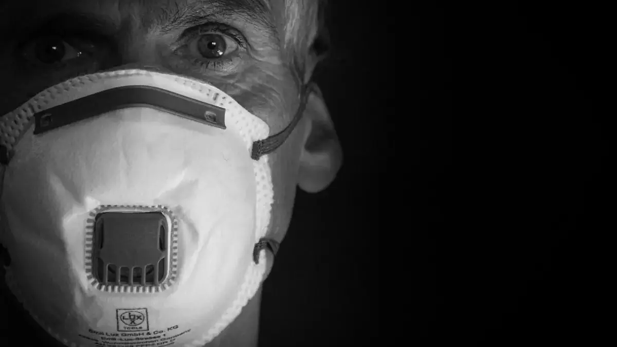 Ilustrasi: Jaga diri, jaga sekitar. Gunakan masker untuk melindungi kesehatan dari paparan bau dan debu. Dok P