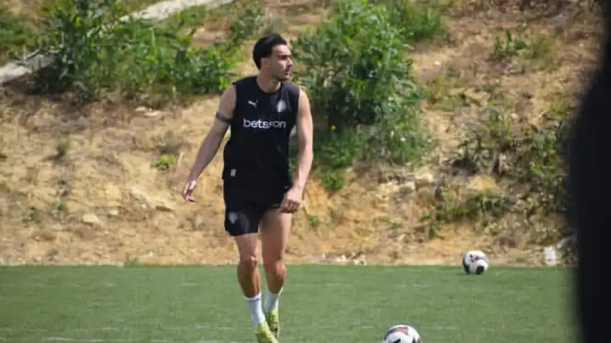 Tak Muncul di Latihan Pertama Persib, Begini Kondisi Andrew Jung Kata Bojan Hodak Tak Muncul di Latihan Pertama Persib, Begini Kondisi Andrew Jung Kata Bojan Hodak