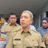 Wali Kota Bogor, Dedie A. Rachim bersama Kepala Dinas Perhubungan (Dishub), Sujatmiko Baliarto, meninjau langs