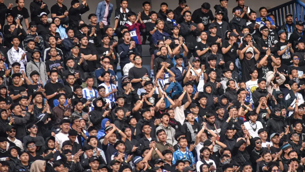 Polisi Perketat Pengamanan Duel Persib vs Persebaya, Bonek Dilarang ke Bandung! elang Laga Persib Vs Persebaya, Polisi akan Perketat Sistem Pengamanan di Titik Kedatangan