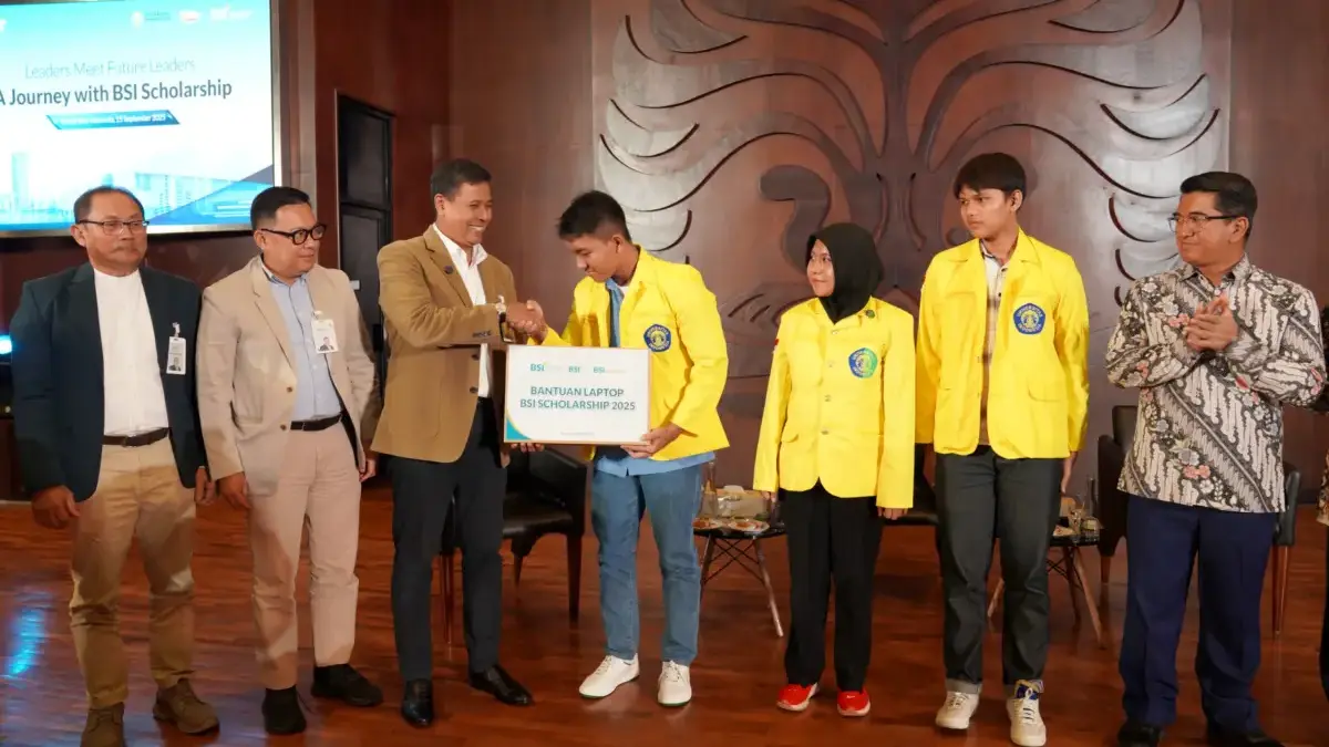 Gelontorkan Rp65,5 Miliar, BSI Fasilitasi Mahasiwa Unggulan Daerah Masuk Kampus Top Indonesia Gelontorkan Rp65,5 Miliar, BSI Fasilitasi Mahasiwa Unggulan Daerah Masuk Kampus Top Indonesia