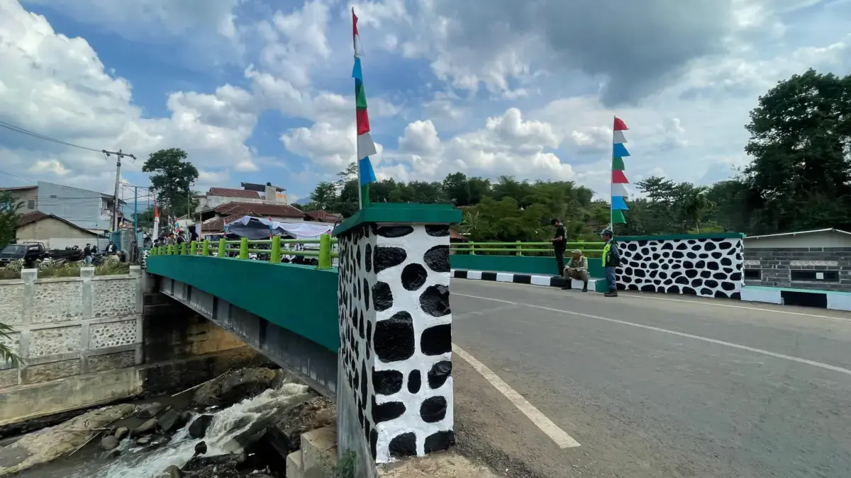 Setelah Lama Dinanti, Jalan dan Jembatan Baru Akhirnya Bisa Dinikmati Warga Pacet Kabupaten Bandung Setelah Lama Dinanti, Jalan dan Jembatan Baru Akhirnya Bisa Dinikmati Warga Pacet Kabupaten Bandung