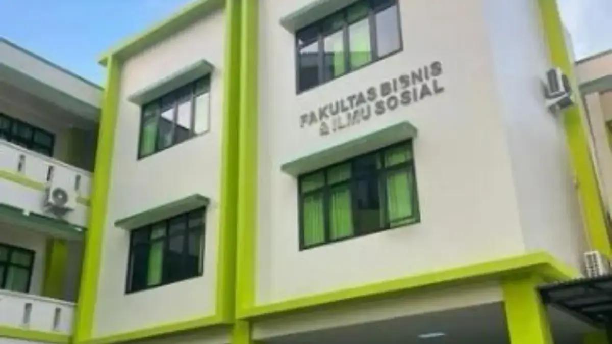 Program Studi S1 Bisnis Digital Universitas Bhakti Husada Indonesia: Menjawab Tantangan Era Revolusi Industri Program Studi S1 Bisnis Digital Universitas Bhakti Husada Indonesia: Menjawab Tantangan Era Revolusi Industri