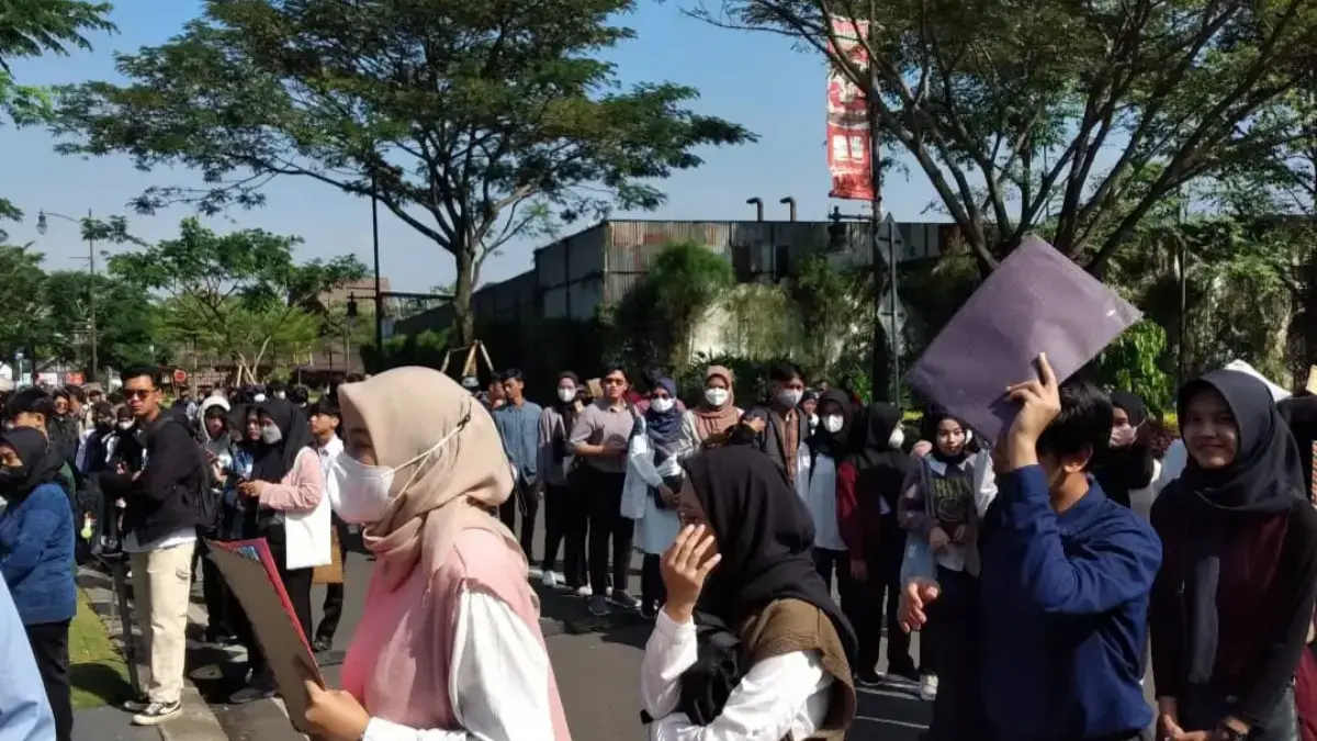 Optimalkan Aplikasi Pencari Kerja untuk Hadapi Badai PHK