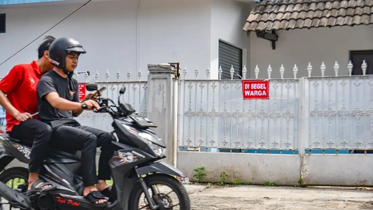 Dinilai Ganggu Kenyamanan Lingkungan, Warga Segel Dapur Makan Bergizi Gratis di Bandung Dinilai Ganggu Kenyamanan Lingkungan, Warga Segel Dapur Makan Bergizi Gratis di Bandung