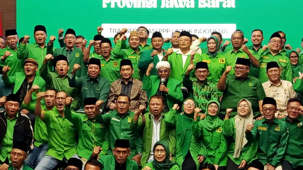 Kader dan Petinggi PPP Jabar saat mendeklarasikan dukungan kepada Agus Suparmanto, Minggu (21/9). (son)