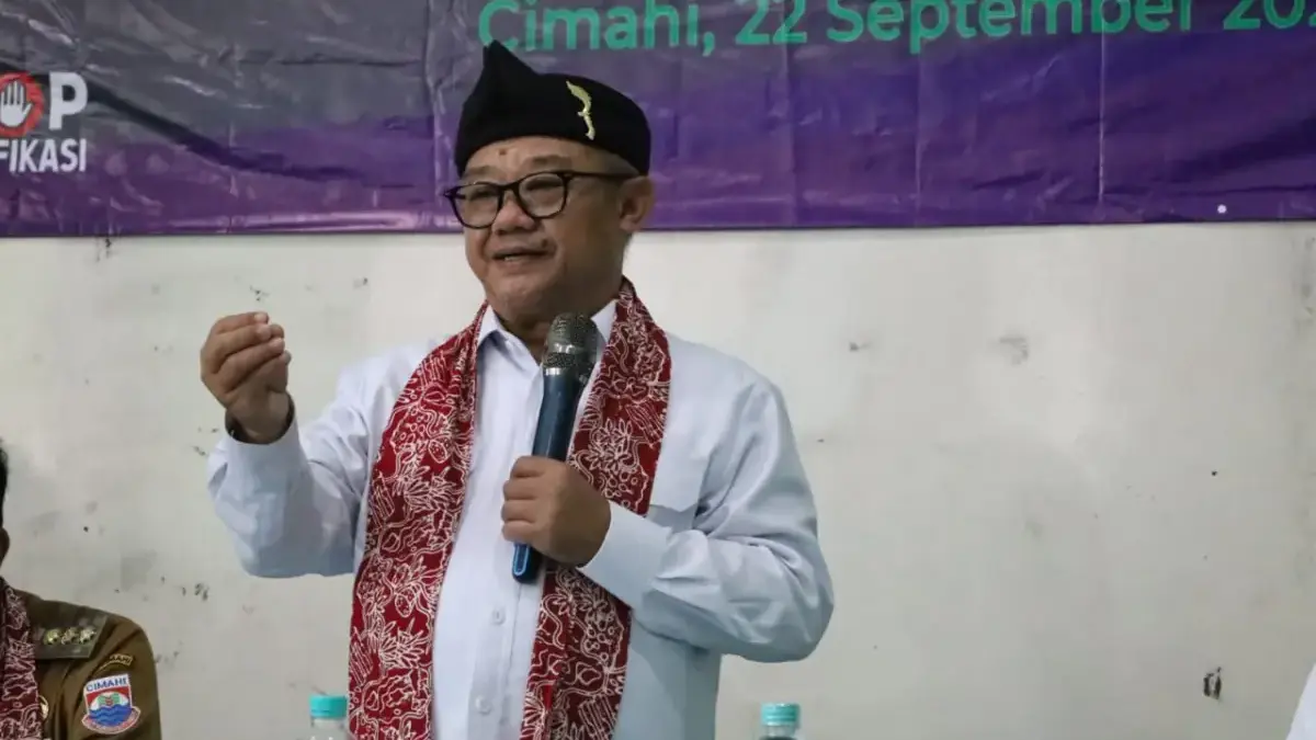 Mendikdasmen Tegaskan MBG Tetap Berlanjut Meski Banyak Kasus Keracunan Massal, Ini Program Prioritas Presiden!