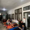 Kasus Cipari Belum Usai, Dapur Neglasari Nekat Produksi Ribuan Porsi