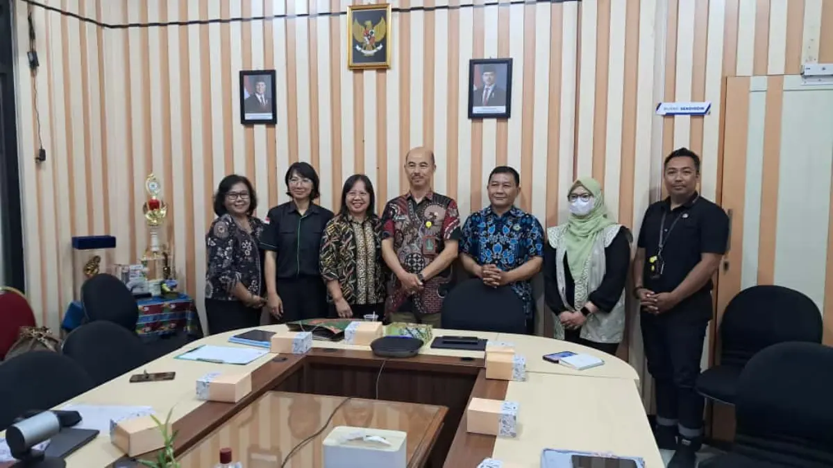 Dorong Sekolah Ramah Lingkungan, YEU dan Amity Foundation pasang PLTS dan Penjernih Air di Sekolah BPPK Bandu