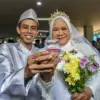Menilik Nikah Massal dalam Momen HJKB ke-215