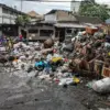 TPA Sarimukti Batasi Pembuangan, Bandung Hadapi Ancaman Gunung Sampah