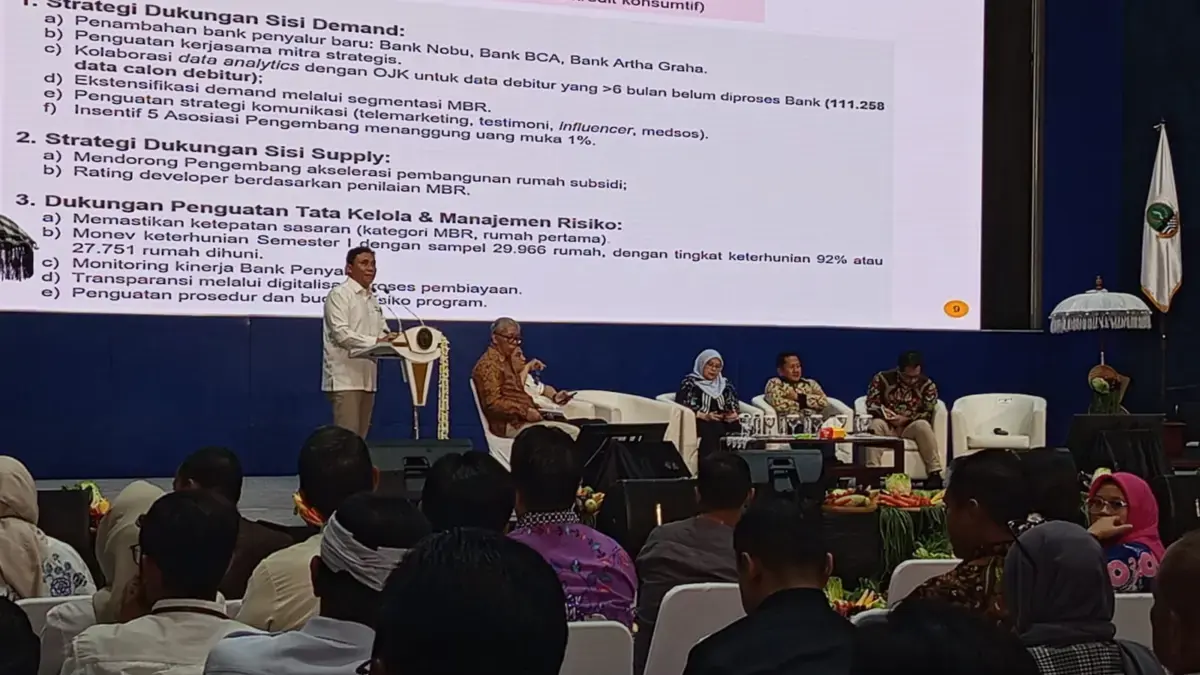 Komisioner BP Tapera menyampaikan realisasi FLPP. (son)