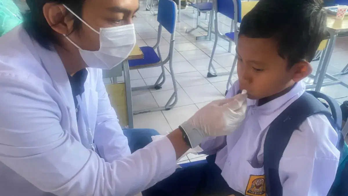 Menkes RI Apresiasi Baksos Kesehatan Gigi FKG Unjani dan PDGI KBB di Parongpong Unjani