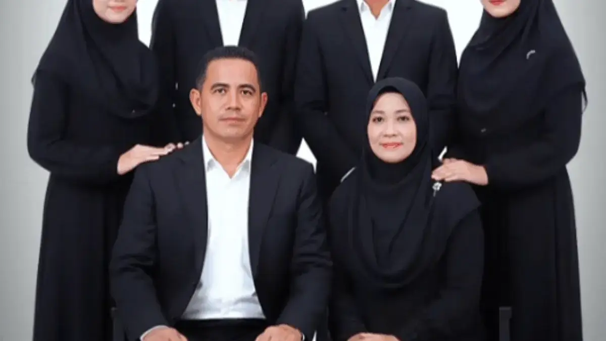 Cara Edit Foto Keluarga ala Studio Profesional viral 