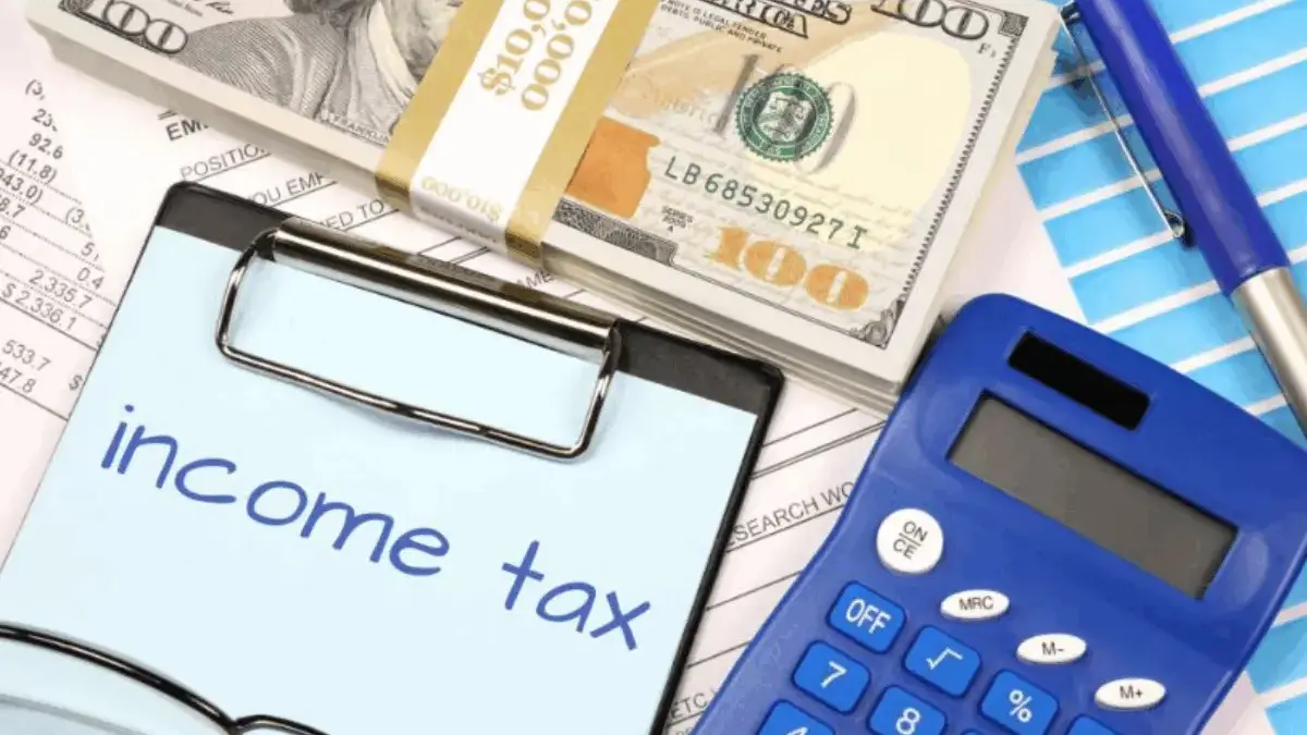 Pemerintah Bebaskan Pajak Pekerja Bergaji di Bawah Rp10 Juta, Buruh Ingatkan Kenaikan Upah Tetap Harus Jalan Pemerintah Bebaskan Pajak Pekerja Bergaji di Bawah Rp10 Juta, Buruh Ingatkan Kenaikan Upah Tetap Harus Jalan