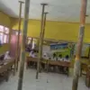 Ilustrasi sekolah rusak