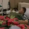 Sule Sakit Apa? Viral Videonya di TikTok Terbaring Lemah dan Tangan di Infus