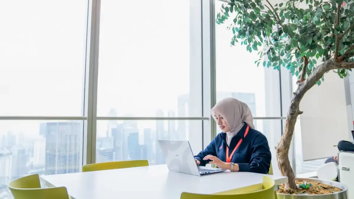 Dorong Digitalisasi Tata Kelola Legal Berbasis AI, Telkom Luncurkan TELIS 2.0 ILUSTRASI penggunaan TELIS 2.0 atau Telkom Legal Intelligence System versi 2.0, merupakan aplikasi legal inte