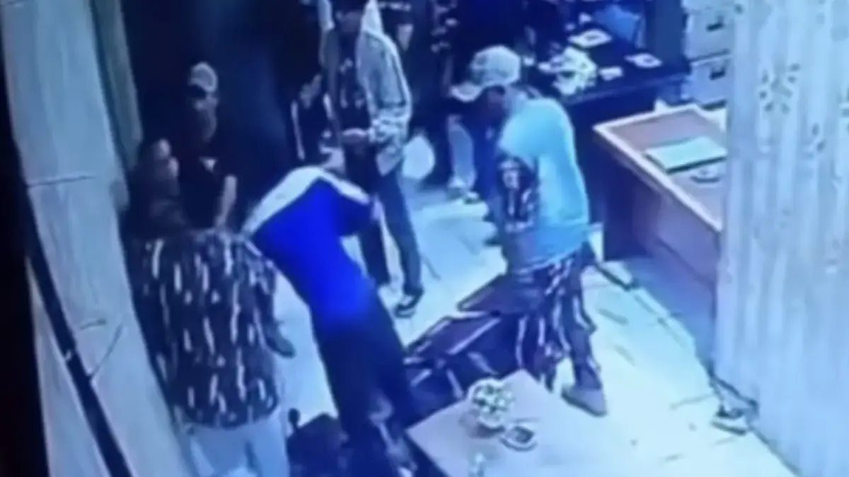 Perumda Pasar Tohaga Buka Suara Soal Kericuhan Ormas di Pasar Parung. Foto tangkapan video