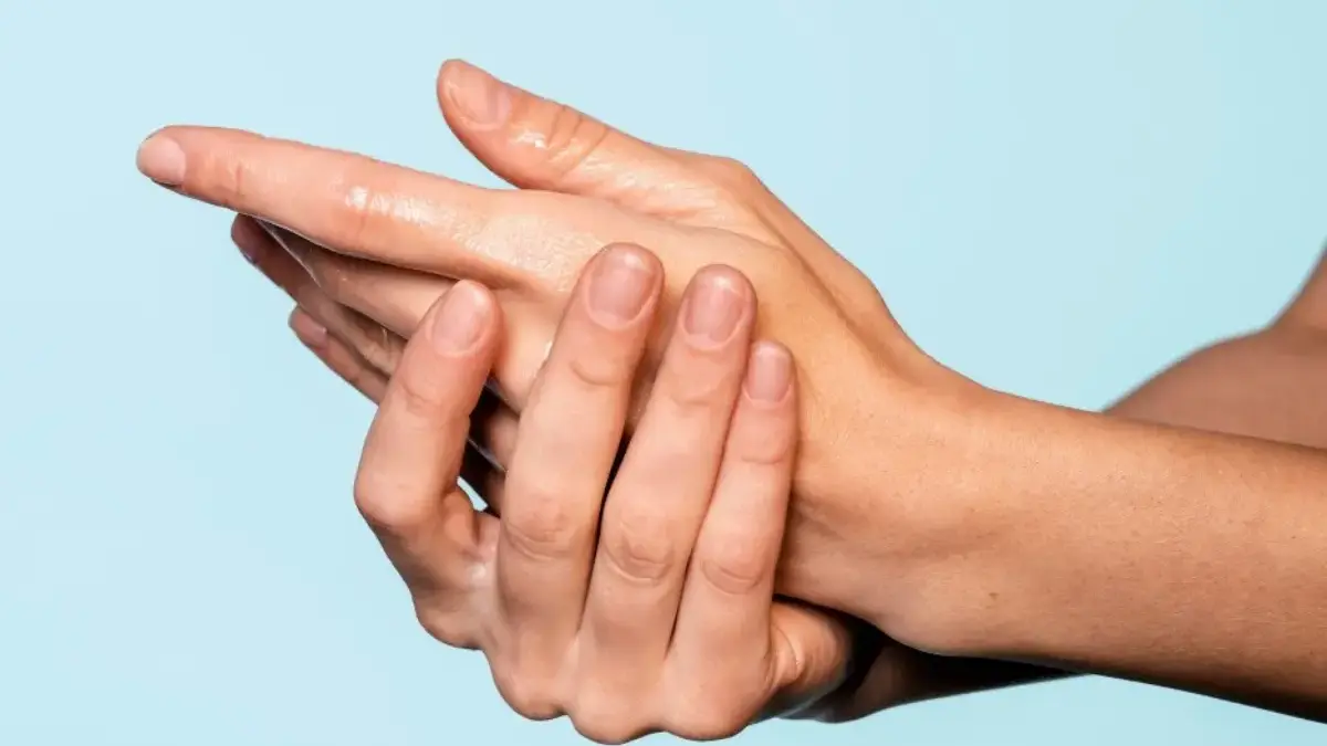 Mencegah Jari Pecah-Pecah