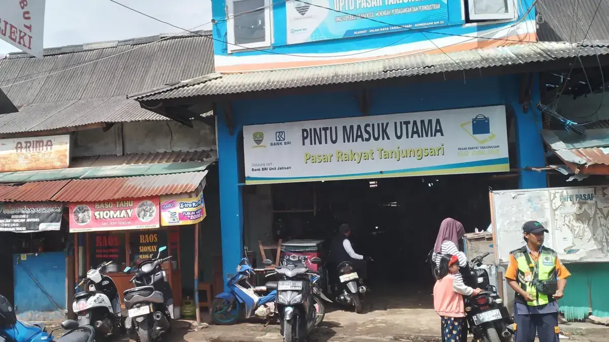 Sempat Menginjak Rp100 Ribu Per Kilo, Harga Cabai Merah di Pasar Tanjungsari Kembali Turun 