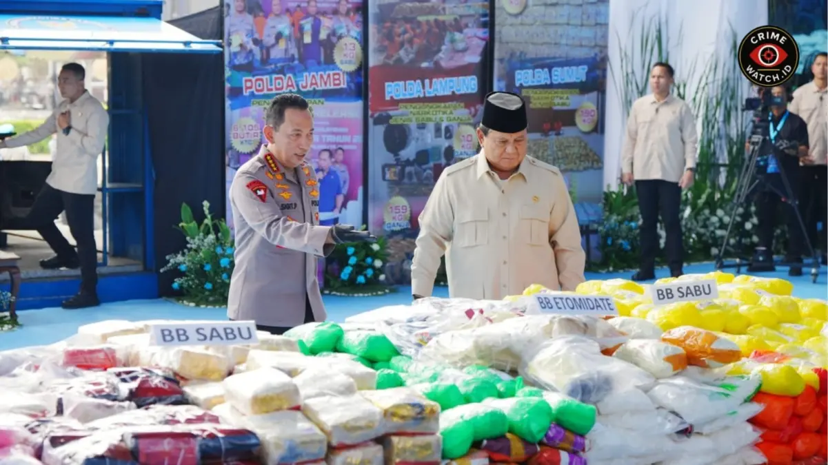 Komitmen Berantas Penyalahgunaan Narkotika, Presiden Prabowo Pimpin Pemusnahan 214,84 Ton Narkoba Komitmen Berantas Penyalahgunaan Narkotika, Presiden Prabowo Pimpin Pemusnahan 214,84 Ton Narkoba