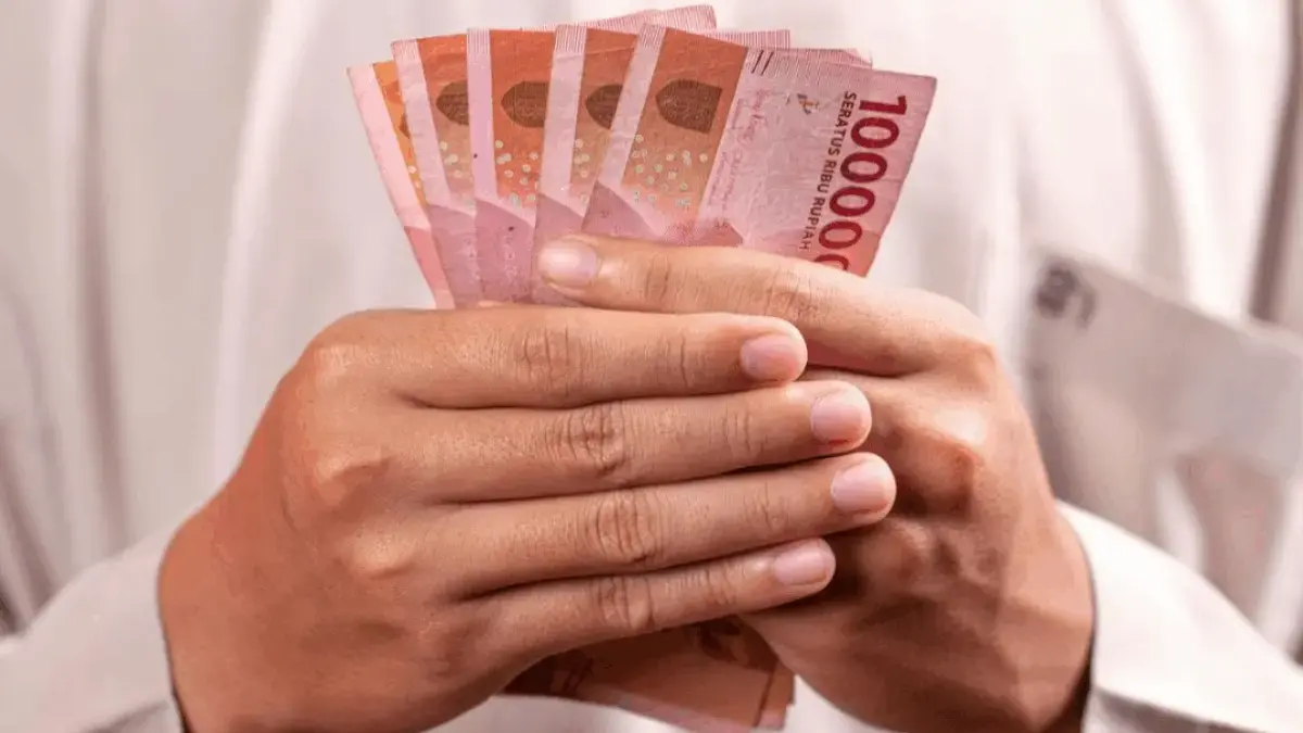 BLT Rp900 Ribu Belum Cair? Coba Cek Nama Kamu, Ini Caranya!