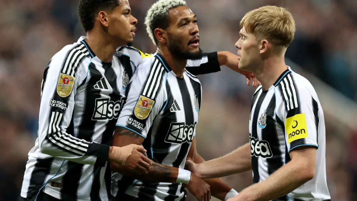 Hasil Newcastle United 4 vs Bradford City 1.