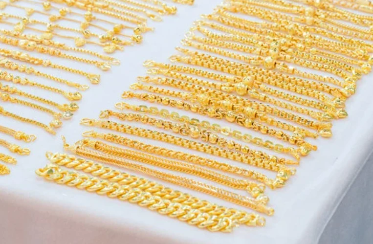 Update Harga Emas Perhiasan 10 Oktober 2025, Lagi Murah Buat Beli Kalung atau Cincin Update Harga Emas Perhiasan 10 Oktober 2025, Lagi Murah Buat Beli Kalung atau Cincin