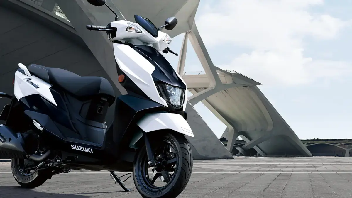 Suzuki Avenis 125 Versi Terbaru Rilis dengan Pembaruan, Begini Spesifikasi dan Harganya Suzuki Avenis 125 2025 terbaru.