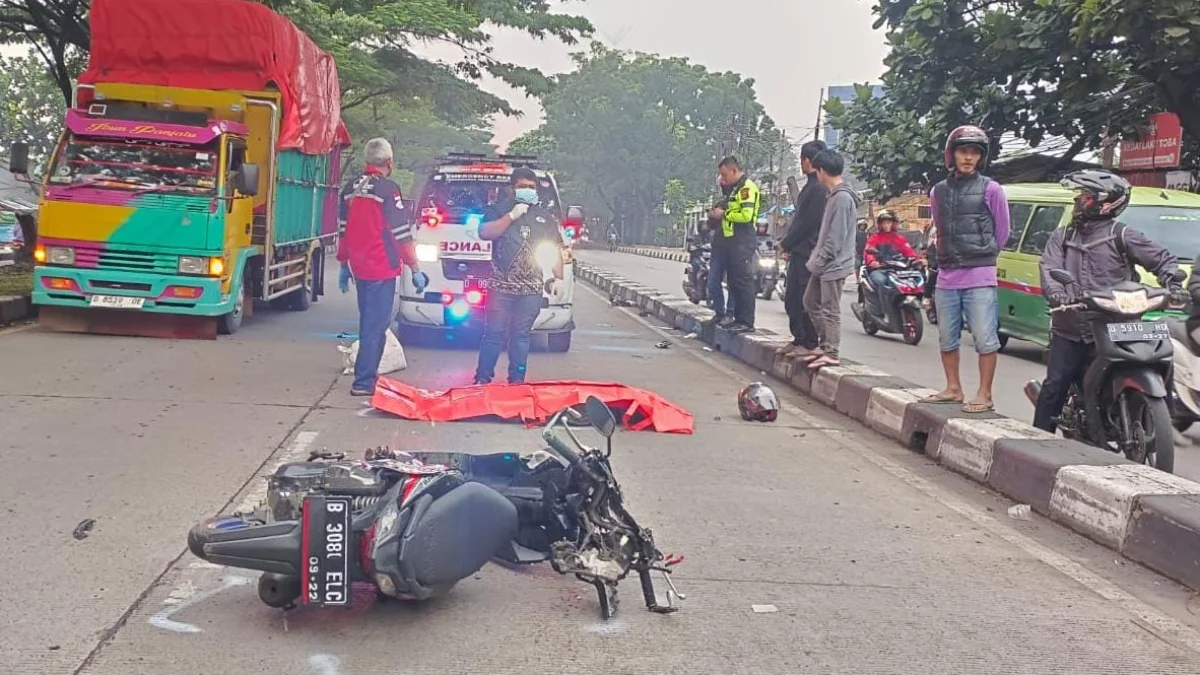 Laka Tunggal di Flyover Cibinong, 1 Pengendara Motor Tewas Laka Tunggal di Flyover Cibinong, 1 Pengendara Motor Tewas