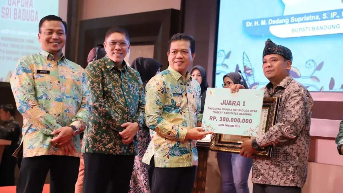 Bupati Bandung Apresiasi Desa dan Kelurahan Terbaik di Ajang Gapura Sri Baduga
